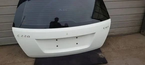 Mercedes-Benz C W204 Rear windscreen/windshield window