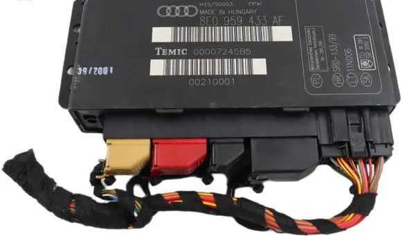 Audi A4 S4 B6 8E 8H Comfort/convenience module 8E0959433AF 00210001 00007245B5
