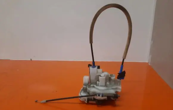 Citroen Nemo Front door lock