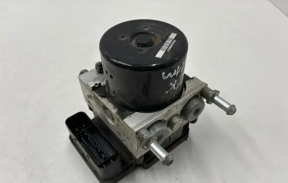 Subaru Outback ABS Pump 06210958253 06261935331