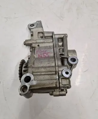 BMW 3 F30 F35 F31 Oil pump 7613549