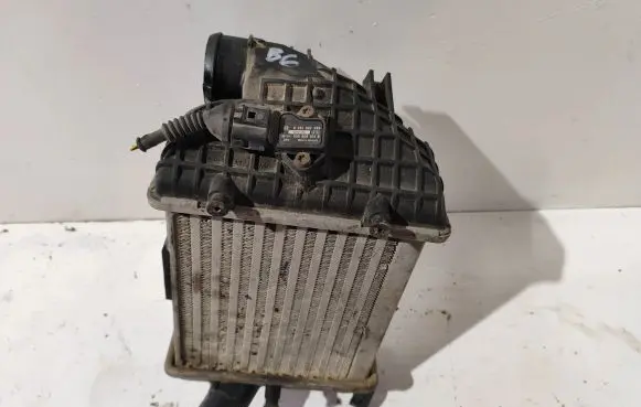 Audi A4 S4 B6 8E 8H Intercooler radiator 8E0145805E