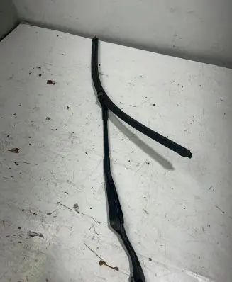 Mercedes-Benz E W211 Windshield/front glass wiper blade 