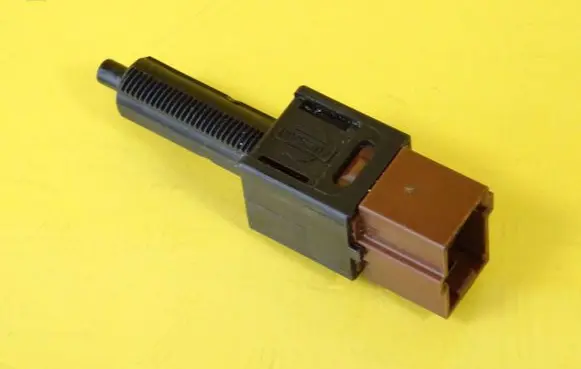 Nissan Qashqai Brake pedal sensor switch
