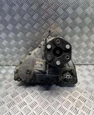 Gearbox transfer box case