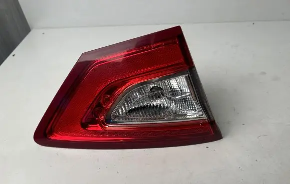 Ford Mondeo MK V Tailgate rear/tail lights CD391DLLRH
