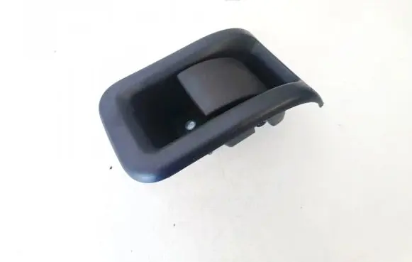 Engine bonnet (hood) release handle