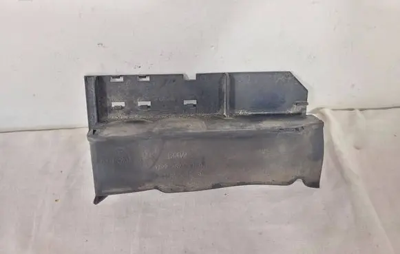 BMW 5 F10 F11 Other engine bay part 17227594742 184451231