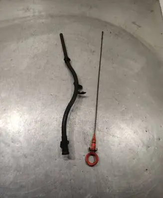 Skoda Octavia Mk2 (1Z) Oil level dip stick 03l115611