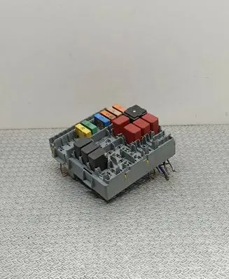 Fiat Panda II Fuse module 51781452