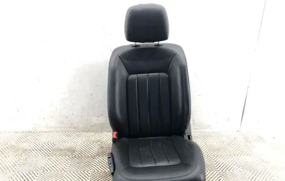 Mercedes-Benz CLK A209 C209 Front driver seat 
