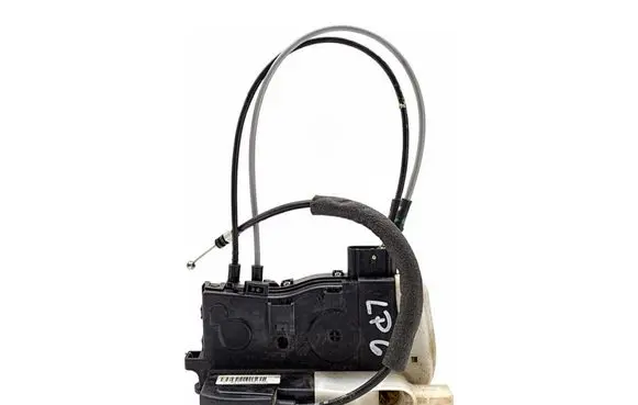 Hyundai ix35 Front door lock 813102Y000