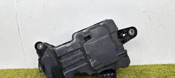 Citroen Berlingo AdBlue liquid reservoir P1001539 9808625280