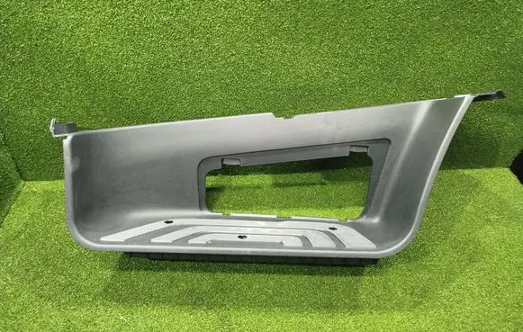 Mercedes-Benz Sprinter W907 W910 Front sill trim cover A9106864000