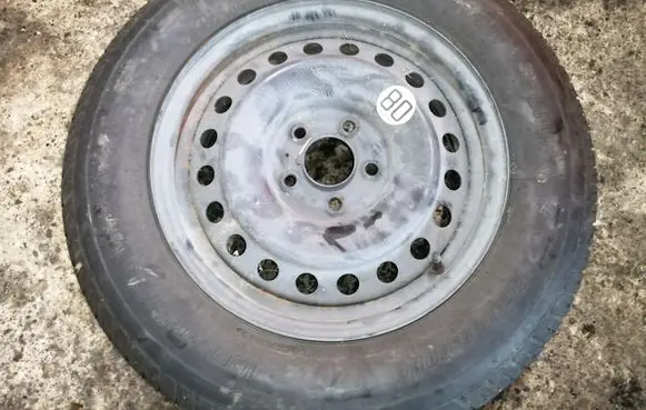 Nissan X-Trail T31 R16 spare wheel 
