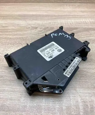 Volkswagen Golf III ABS control unit/module 1H0907379D