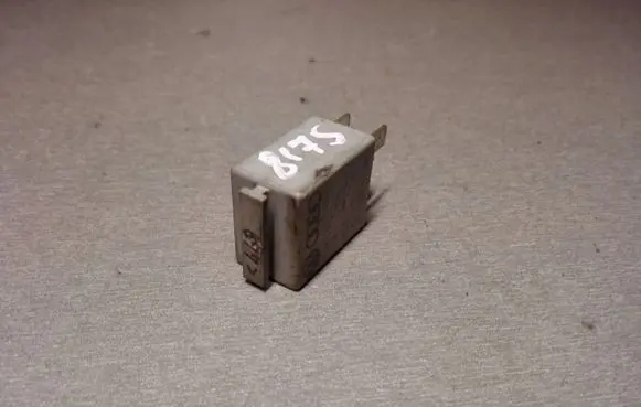 Volkswagen PASSAT B6 Other relay 1K0951253 V23374A1601X004
