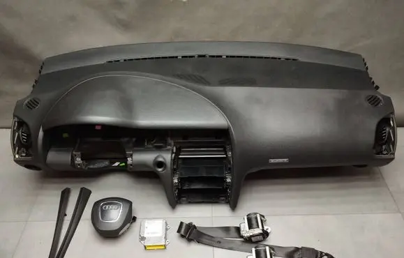 Audi Q7 4L Dashboard