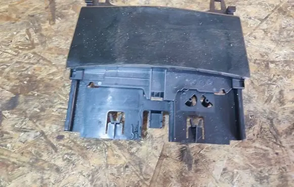 Mercedes-Benz E C207 W207 Ashtray (front) A2046801350