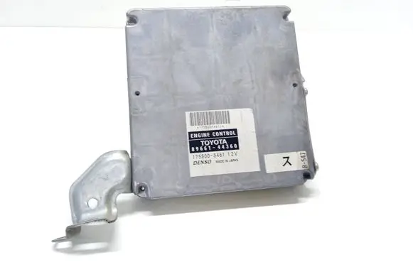 Toyota Avensis Verso Engine control unit/module 8966144360 1758005461