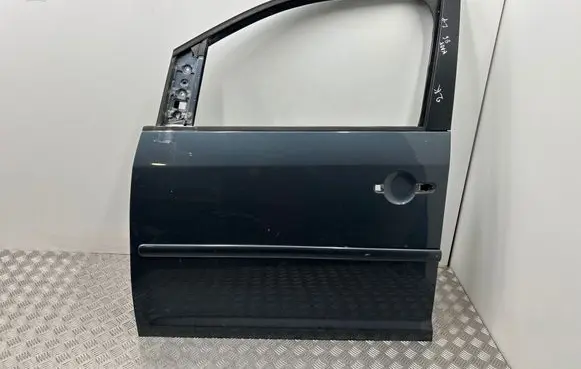Volkswagen Caddy Front door
