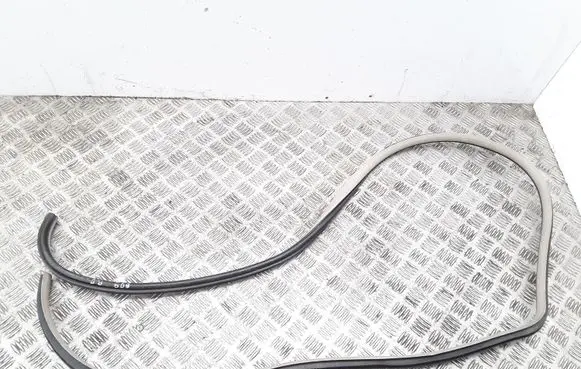 Honda Legend III KA9 Front door rubber seal