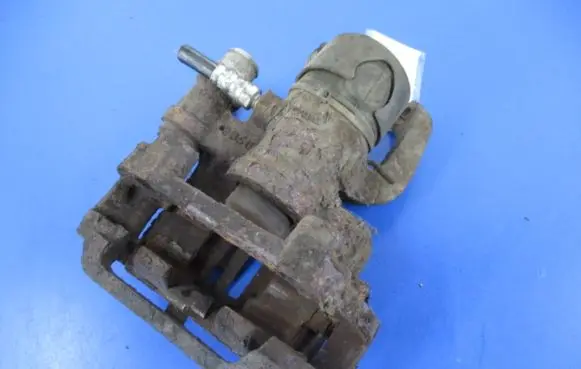 Ford Cougar Rear brake caliper
