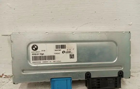 BMW 5 F10 F11 Gateway control module 9247397 104543 6135
