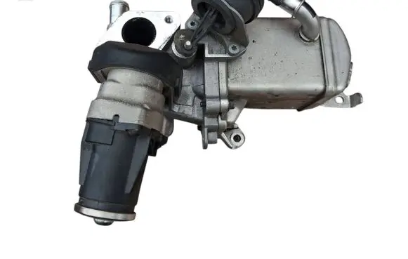 Volvo S60 EGR valve cooler P32203034