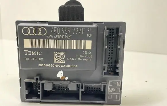Audi A8 S8 D3 4E Door control unit/module 4F0959792F 4F0910792F 0033TFK0001