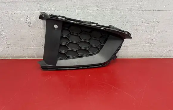 BMW X6 G06 Front bumper lower grill 7449707 51117449707