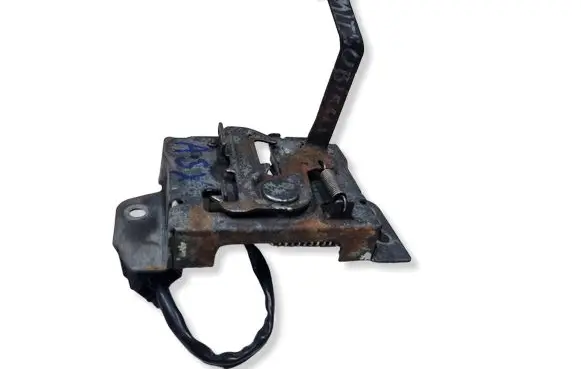 Mitsubishi ASX Engine bonnet (hood) release handle 
