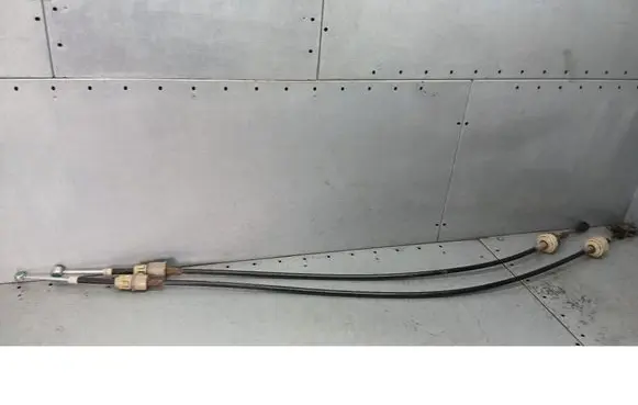 Gear shift cable linkage
