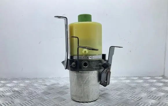 Audi A1 Power steering pump 6R0423156C