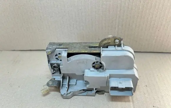 Citroen C5 Front door lock