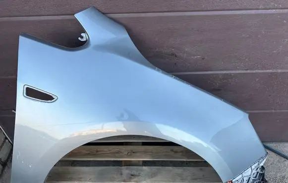 Opel Astra J Fender