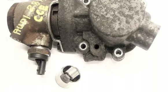 Audi A6 S6 C6 4F Fuel injection high pressure pump 06E103535A