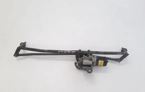Front wiper linkage