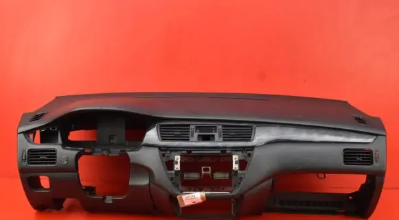 Mitsubishi Lancer Dashboard