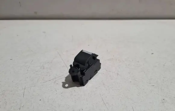 Jaguar XF Electric window control switch GX7314717AC
