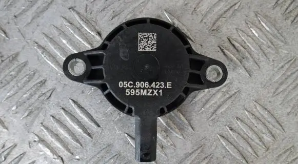 Volkswagen Taigo Crankshaft position sensor 05C906423E