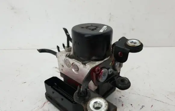 Volvo XC70 ABS Pump 31261142