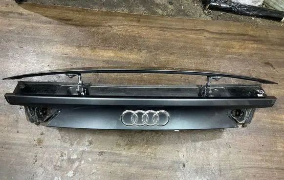 Audi A7 S7 4G Tailgate/trunk spoiler 4G8827086 4G8827083