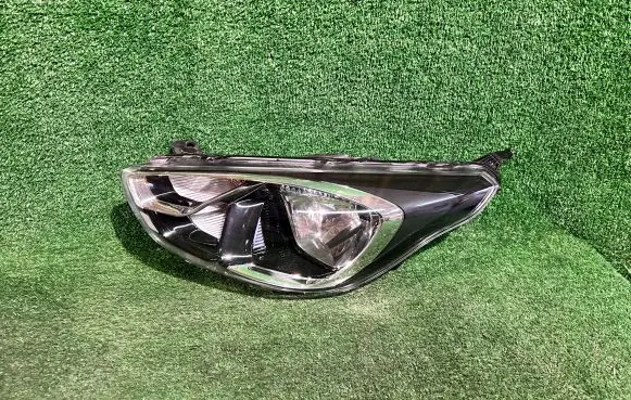 Ford Ka Headlight/headlamp J7BB13W030BJ