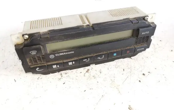 Volkswagen PASSAT B5 Climate control unit 1J1907044