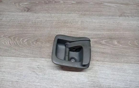 Volvo S60 Engine bonnet (hood) release handle 30634786