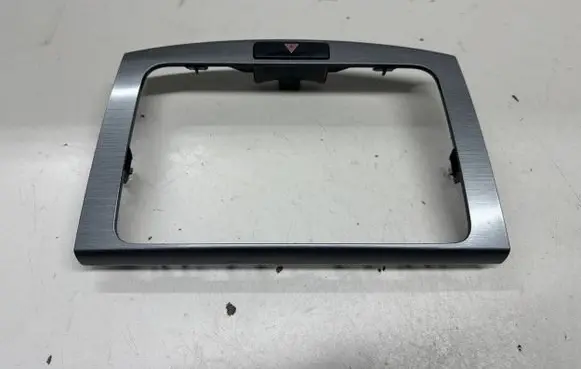 Volkswagen PASSAT B7 Radio/GPS head unit trim 3AA858069H