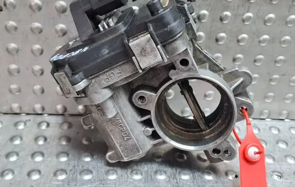 Opel Zafira B Throttle body valve S27635363 48CPD4