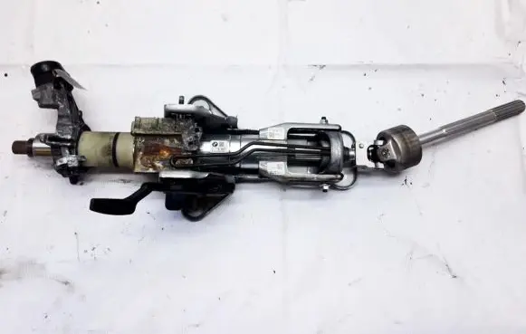 BMW 5 E60 E61 Steering wheel axle 6770697 220-105-4524c