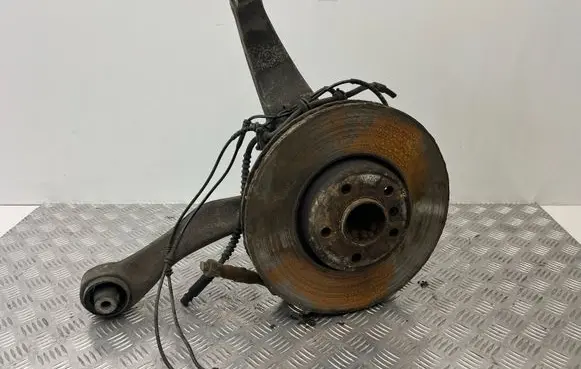 BMW 6 F06 Gran coupe Front wheel hub spindle knuckle AIMGSICU